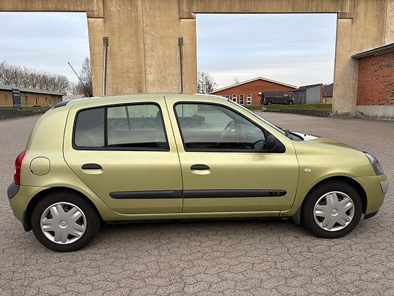 Renault Clio Ii 2006 photo 5