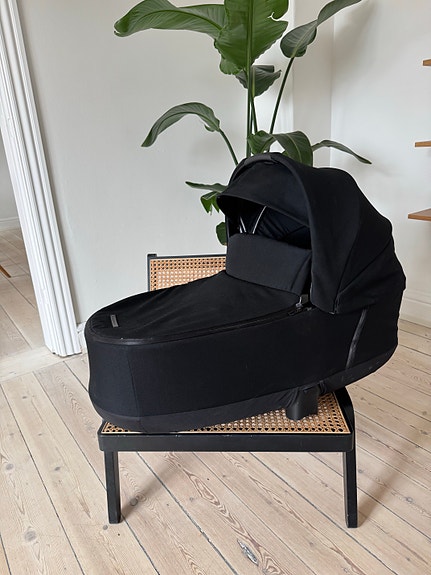 Product image 17 of 25