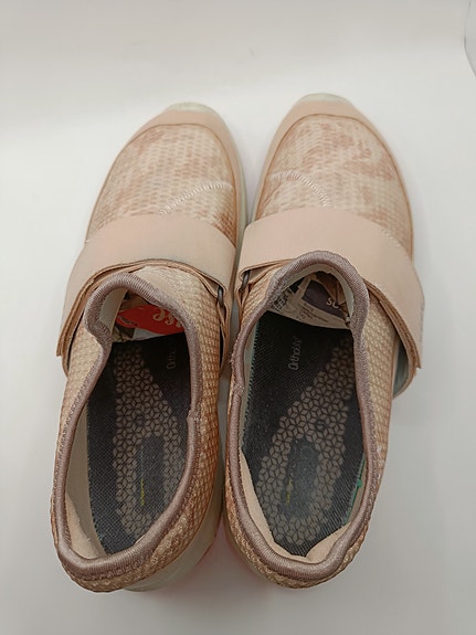 Product image 3 of 11