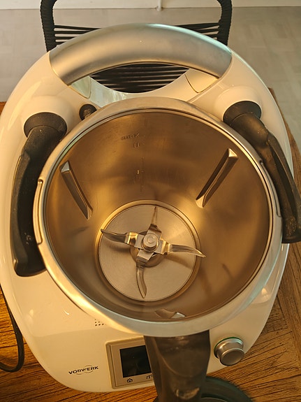 Product image 8 of 12