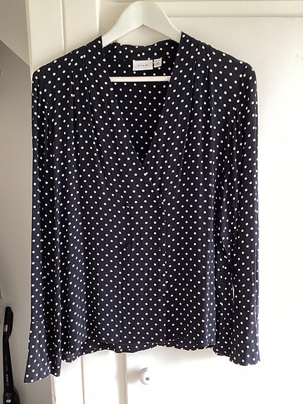 Product image 2 of 11