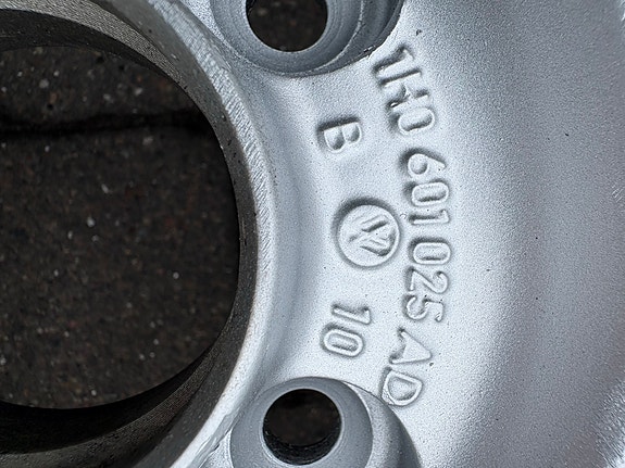 Product image 11 of 28