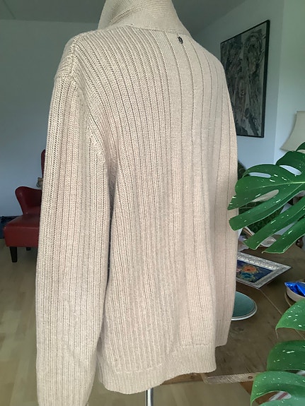 Product image 11 of 14