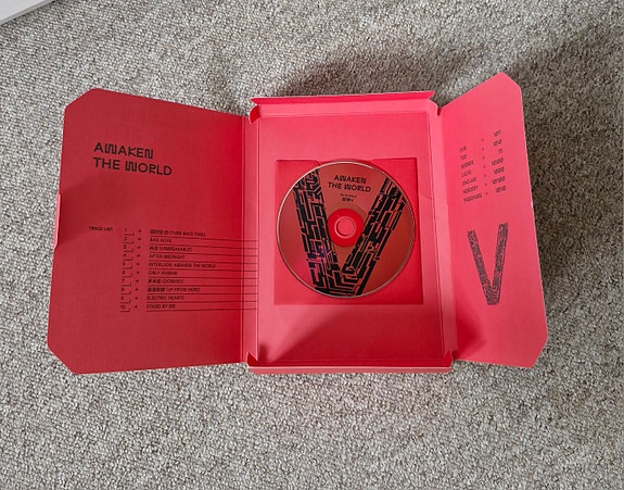 Product image 3 of 3