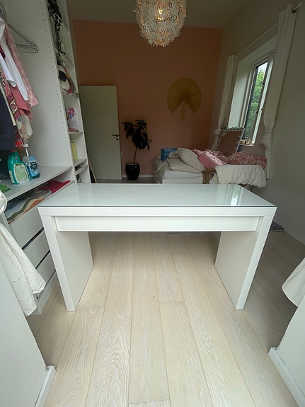 Product image 2 of 12