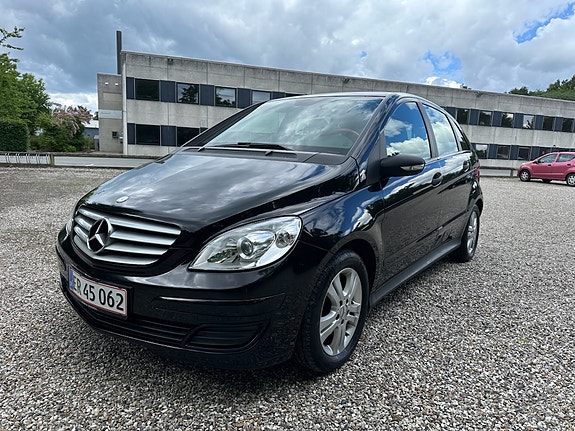 Mercedes B180 til salg hos Nabilli