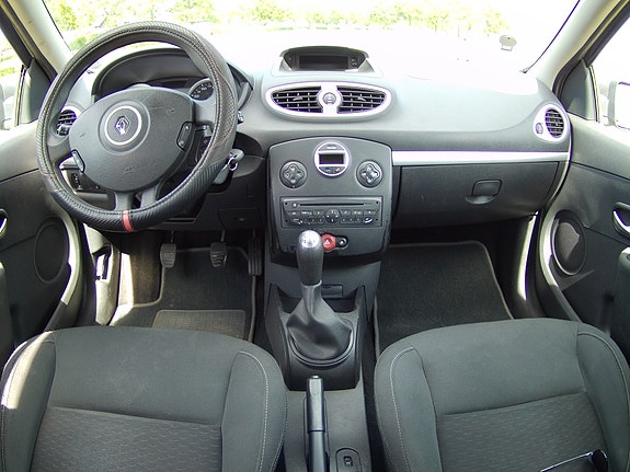 Renault Clio Iii 2009 photo 5