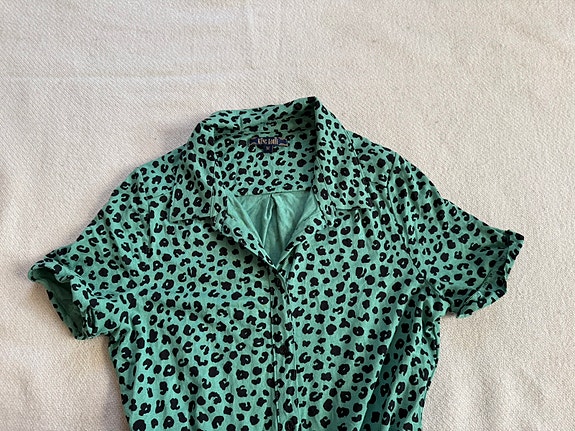 Product image 3 of 12