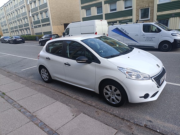 Peugeot 208 til salg hos Nabilli