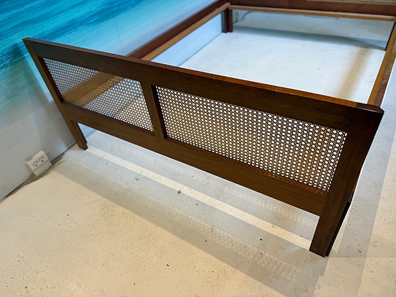 Product image 9 of 19