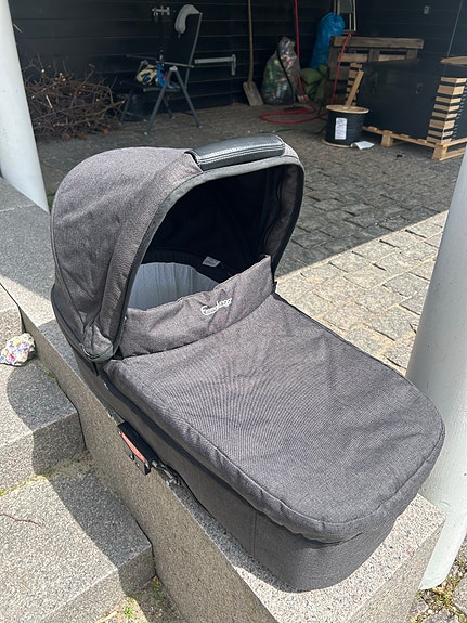 Product image 12 of 15