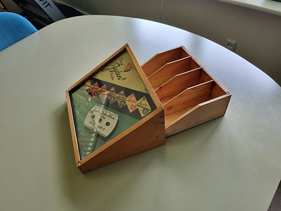 Product image 3 of 4