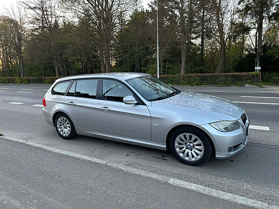 BMW 316D 2011 photo 2