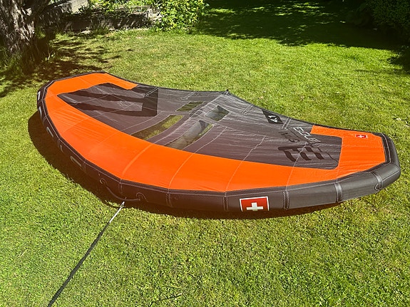 Product image 3 of 18
