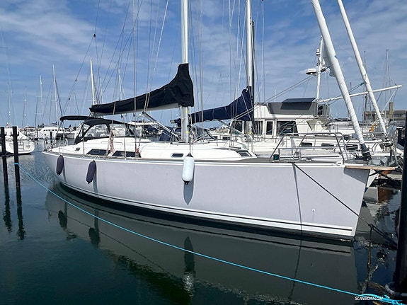 Hanse 400