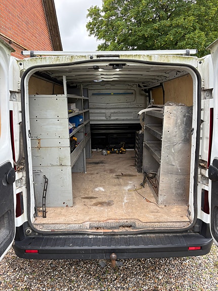 Nissan Nv300 2017 photo 4
