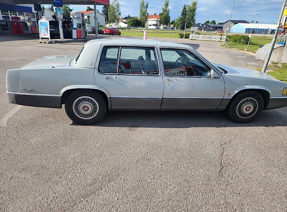 Cadillac Deville – billede 3