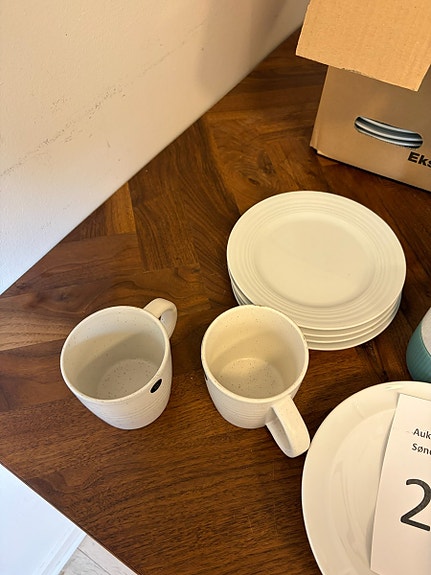 Product image 2 of 9