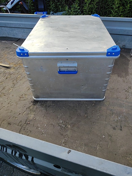 Product image 2 of 9