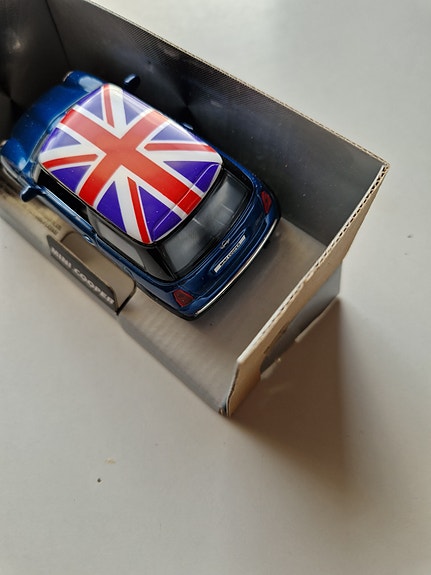 Product image 4 of 6