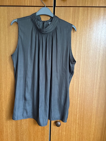 Product image 3 of 12