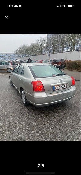 Toyota Avensis 2004 photo 4