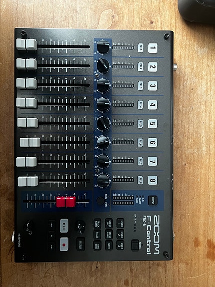 Product image 2 of 11