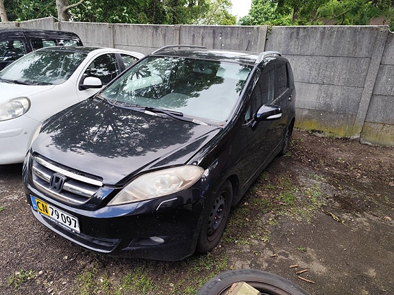 Honda FR-V