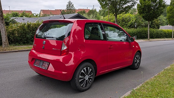 Seat Mii 2015 photo 3