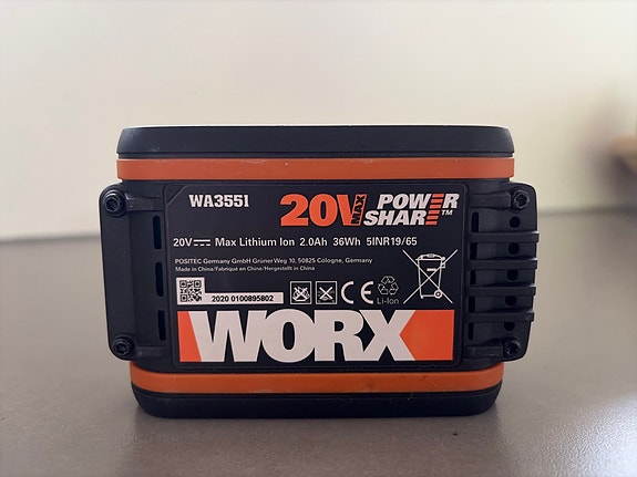 Product image 2 of 3