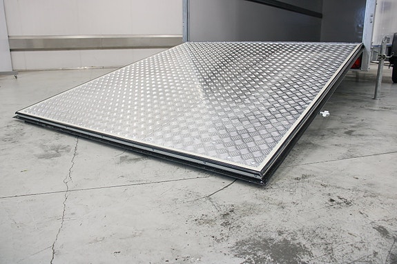 Product image 18 of 33