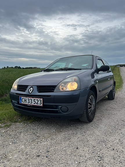 Renault Clio Ii 2006 photo 2