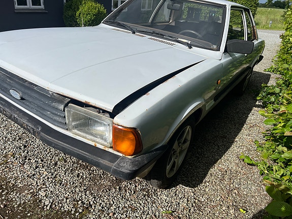 Ford Taunus 1982 photo 5