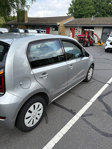 VW UP! til salg hos Nabilli