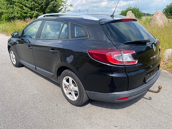 Renault Megane Iii 2011 photo 2