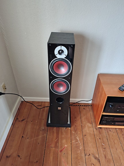 Product image 8 of 12