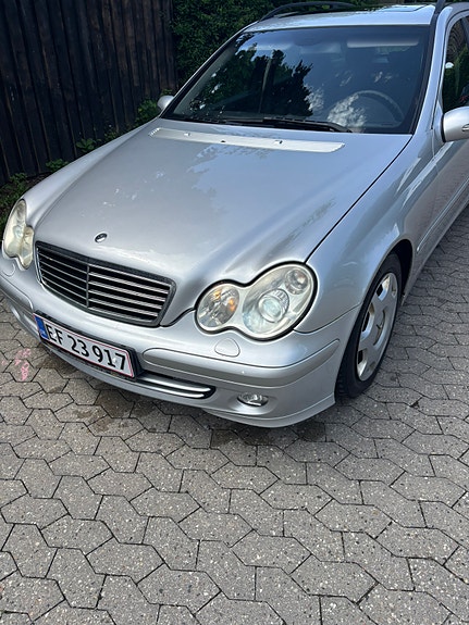 Mercedes C220 til salg hos Nabilli