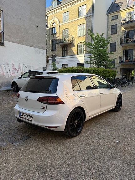 VW Golf VII til salg hos Nabilli