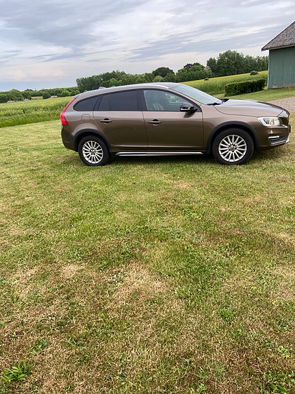 Volvo V60 Cross Country til salg hos Nabilli