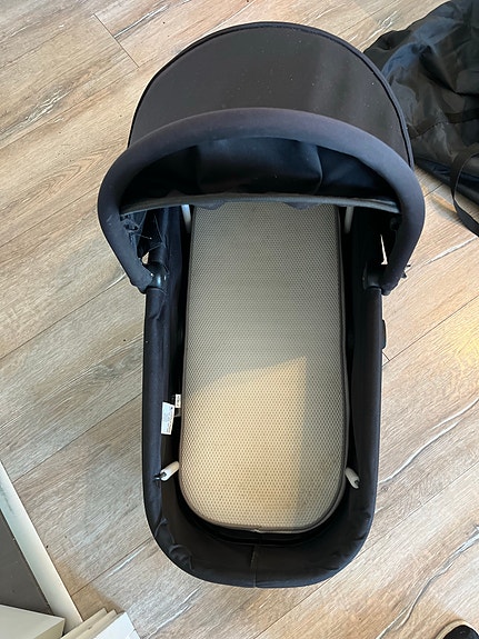 Product image 9 of 12