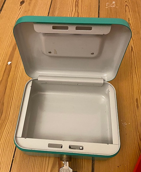 Product image 3 of 6