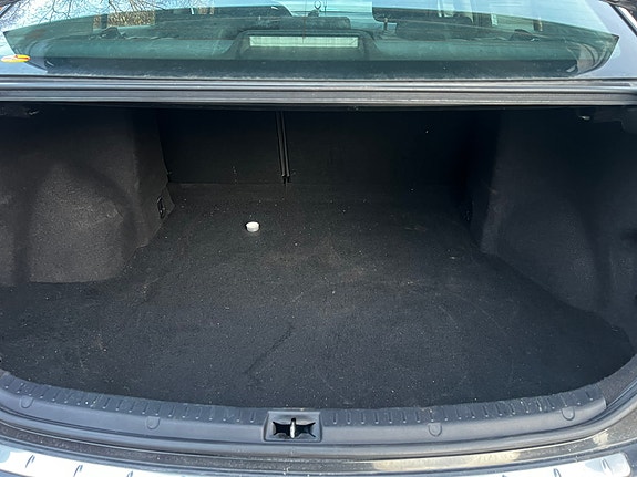 Toyota Avensis til salg hos Nabilli