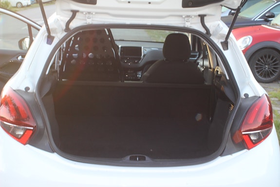 Peugeot 208 til salg hos Nabilli