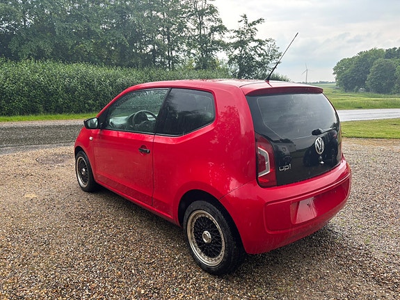 VW UP! til salg hos Nabilli