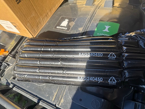 Product image 2 of 9