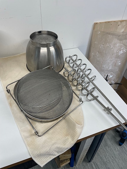 Product image 9 of 10