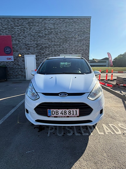 Ford B-MAX til salg hos Nabilli