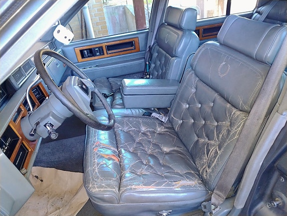 Cadillac Fleetwood 1989 photo 4