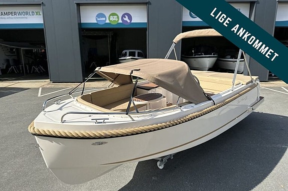 Lago Amore 606 Tender
