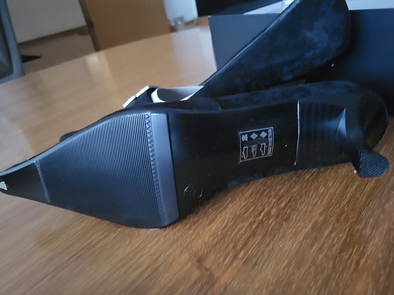 Product image 24 of 26